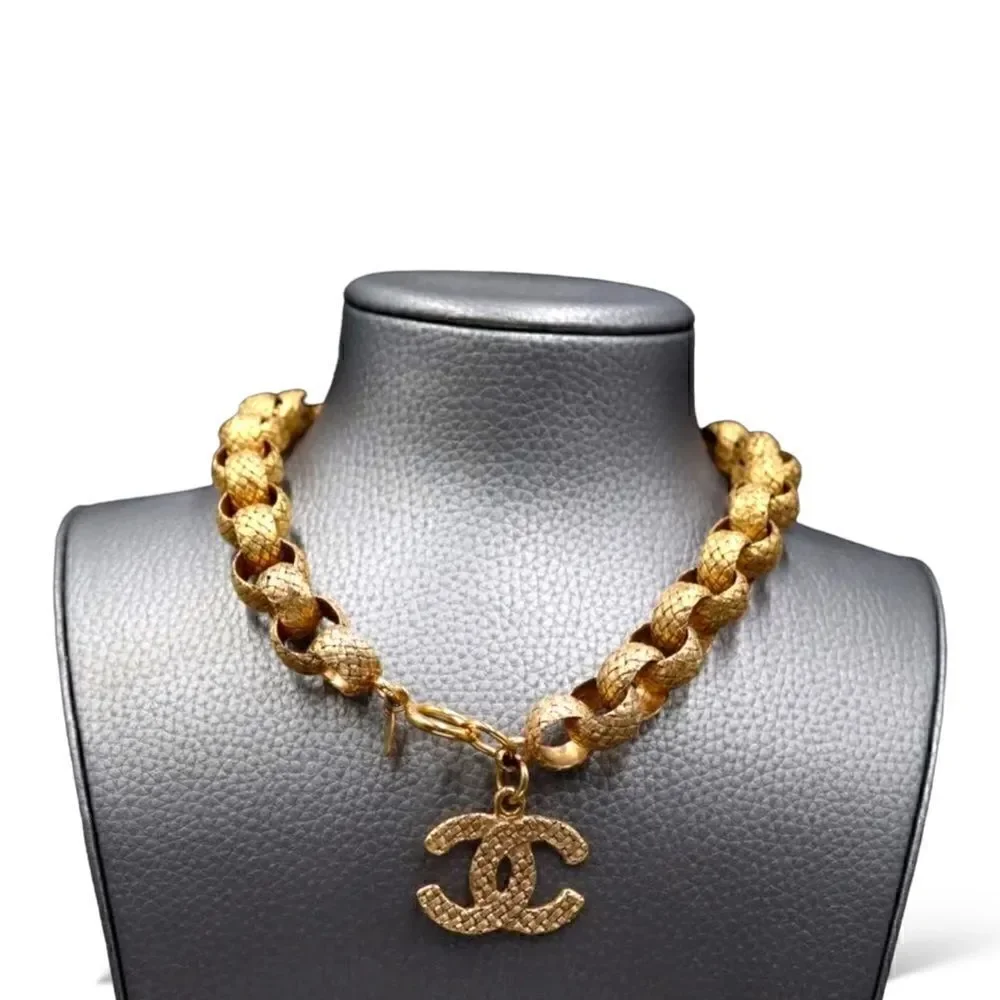 Vintage CHANEL Gold-Tone Woven Rope Chain-Link Necklace & Large 